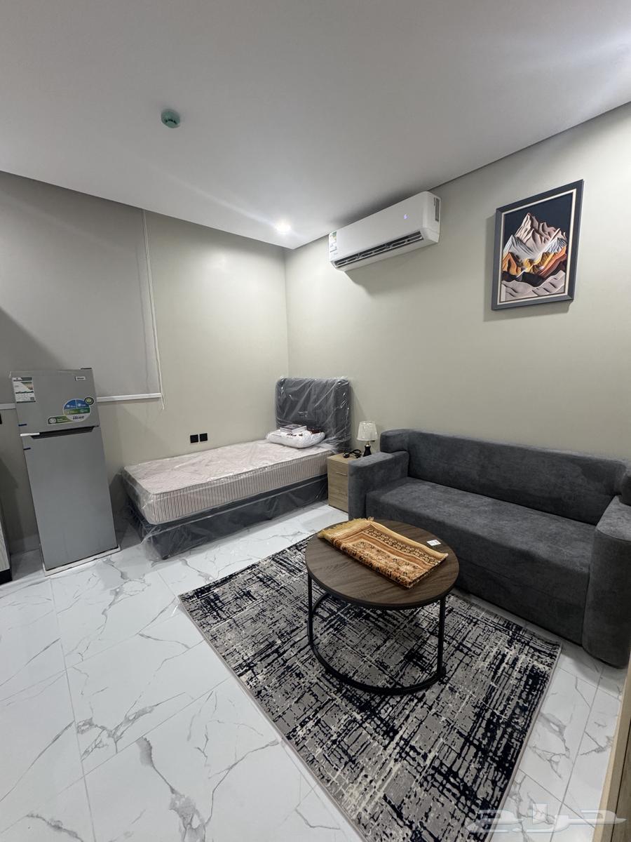 شقة 32 غرف في القادسية 5