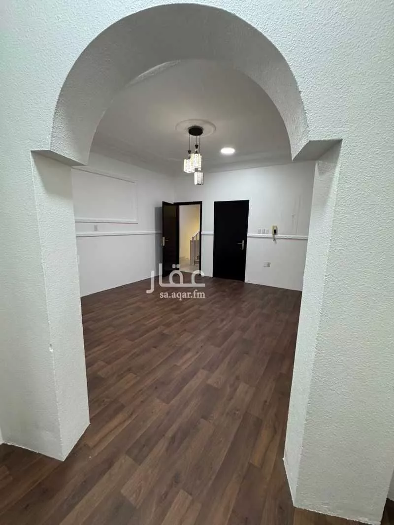 شقة 3 غرف في احد 12