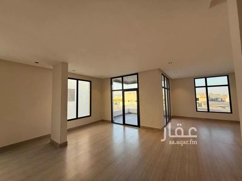6 bedroom villa in Al Mahdiyyah 2