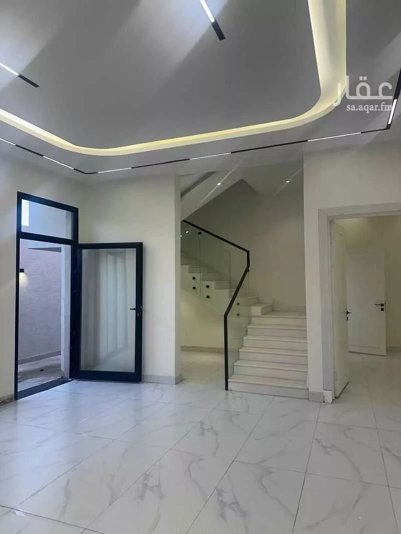6 bedroom villa in Al Rimal 17