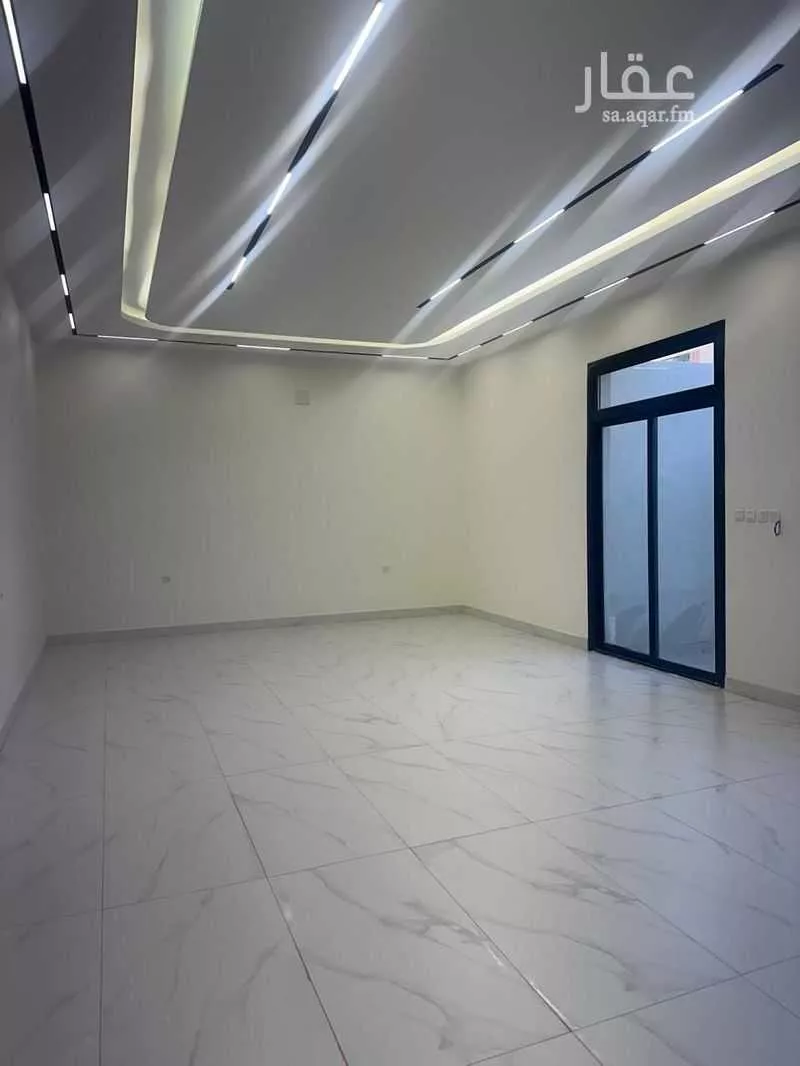 6 bedroom villa in Al Rimal 19