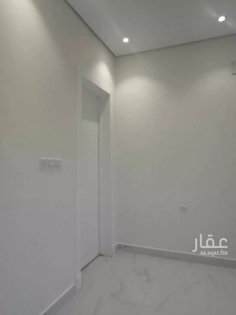 6 bedroom villa in Al Rimal 6