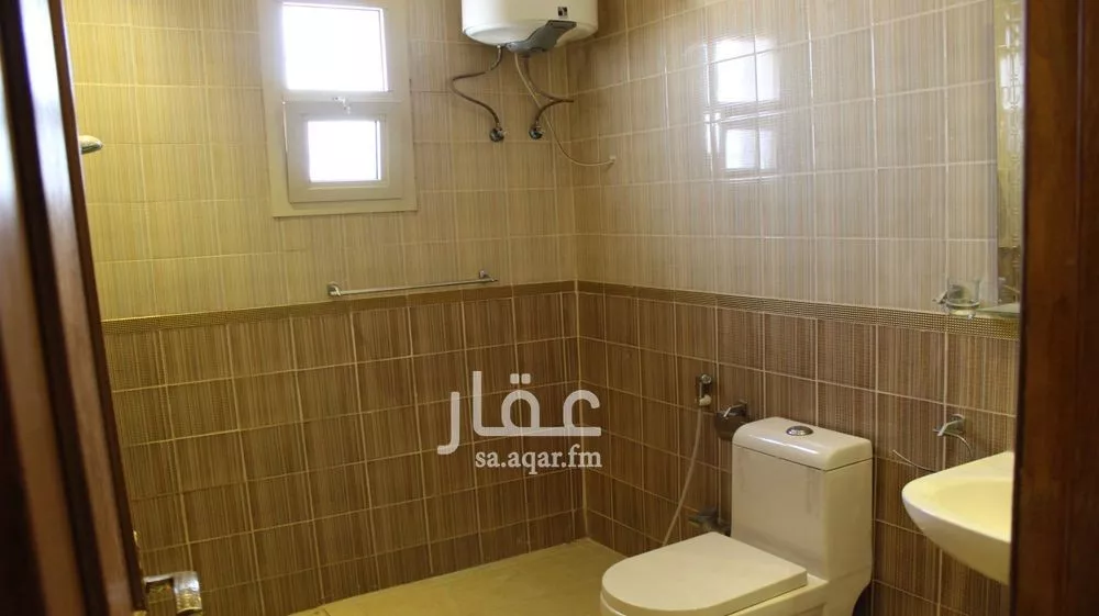 فيلا 3 غرف في العليا 12