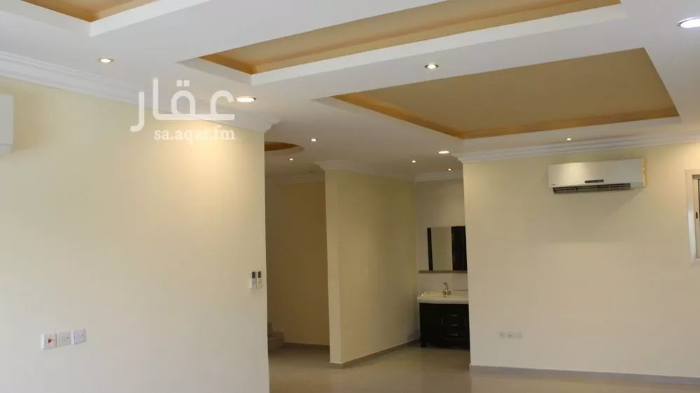 فيلا 3 غرف في العليا 14