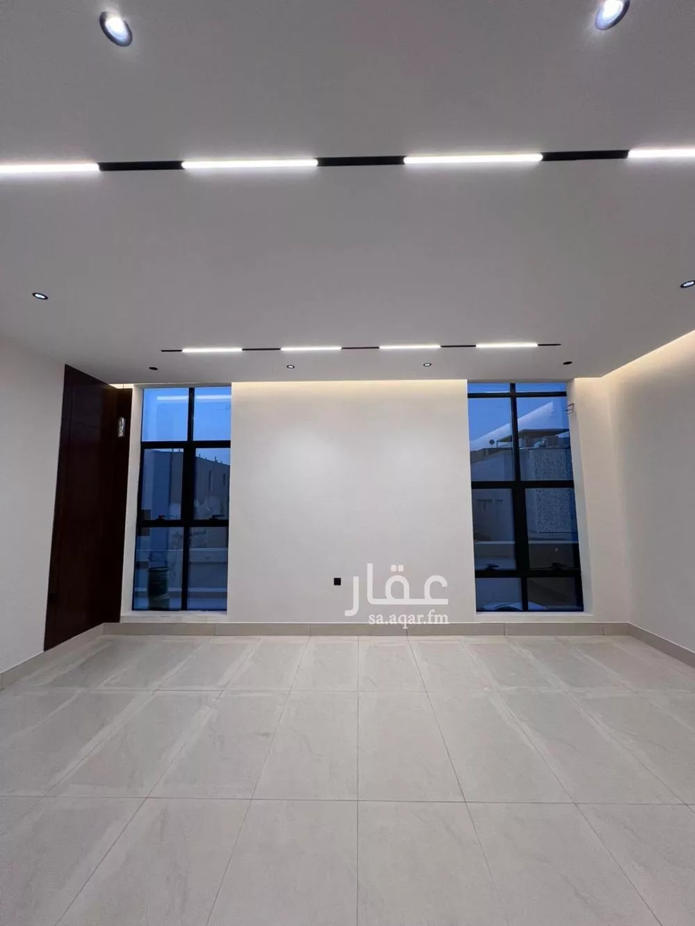 فيلا 6 غرف في النرجس 10