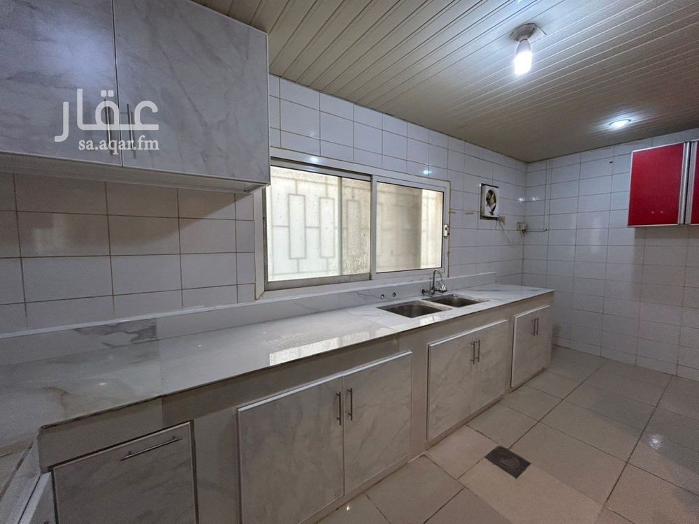 8 bedroom building in Ibn Khaldun, Eastern Province 5