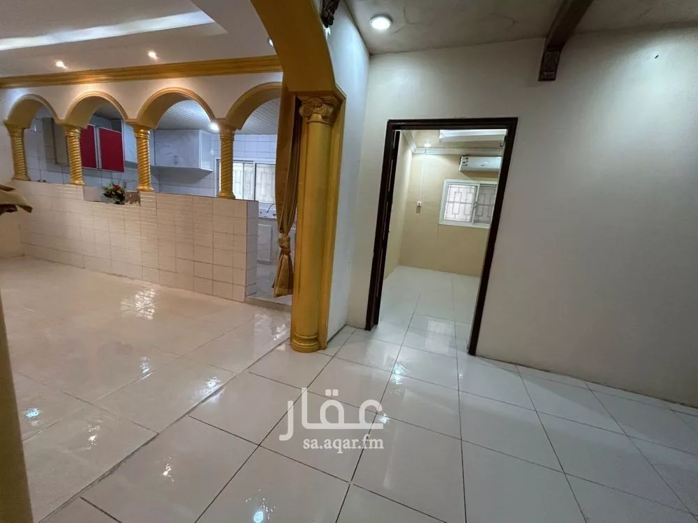 عمارة 325 م² في ابن خلدون 11