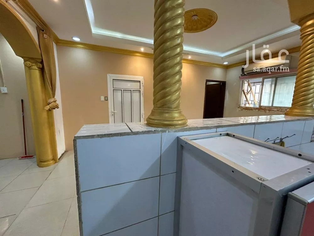 عمارة 325 م² في ابن خلدون 10