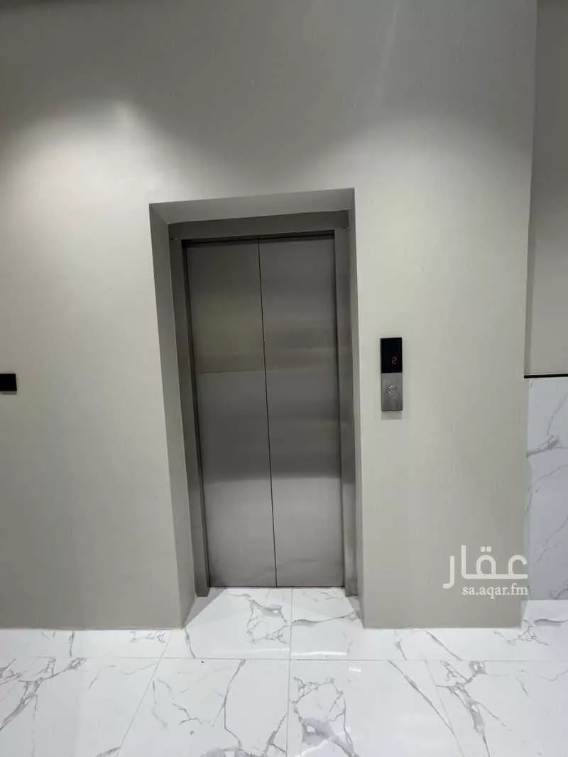 عمارة 216 م² في القادسية 13