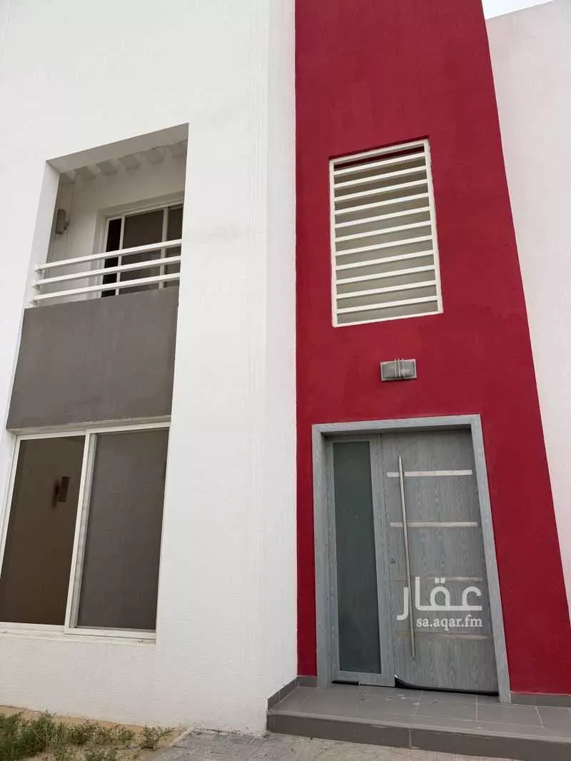 فيلا 4 غرف في الشرق 5