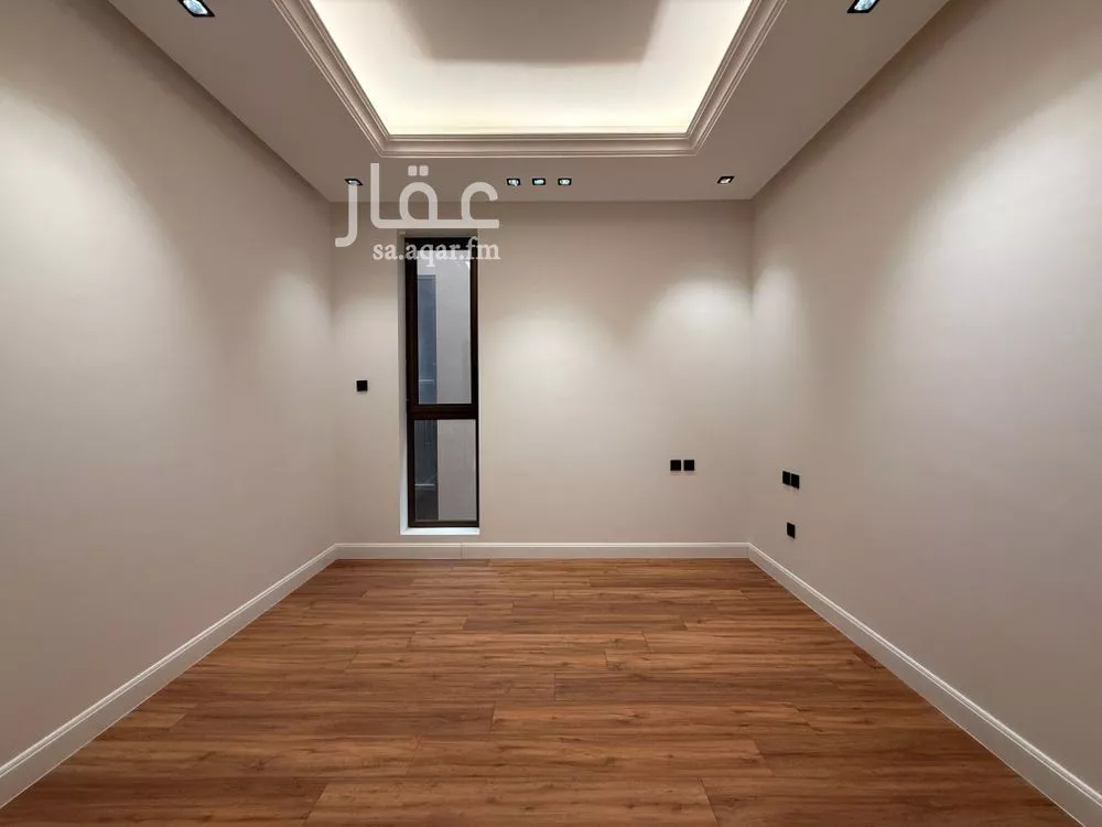 فيلا 3 غرف في الملقا 14