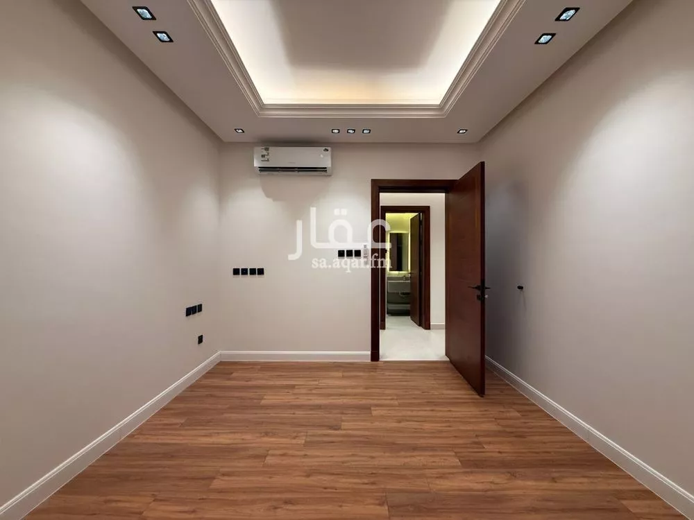 فيلا 3 غرف في الملقا 15