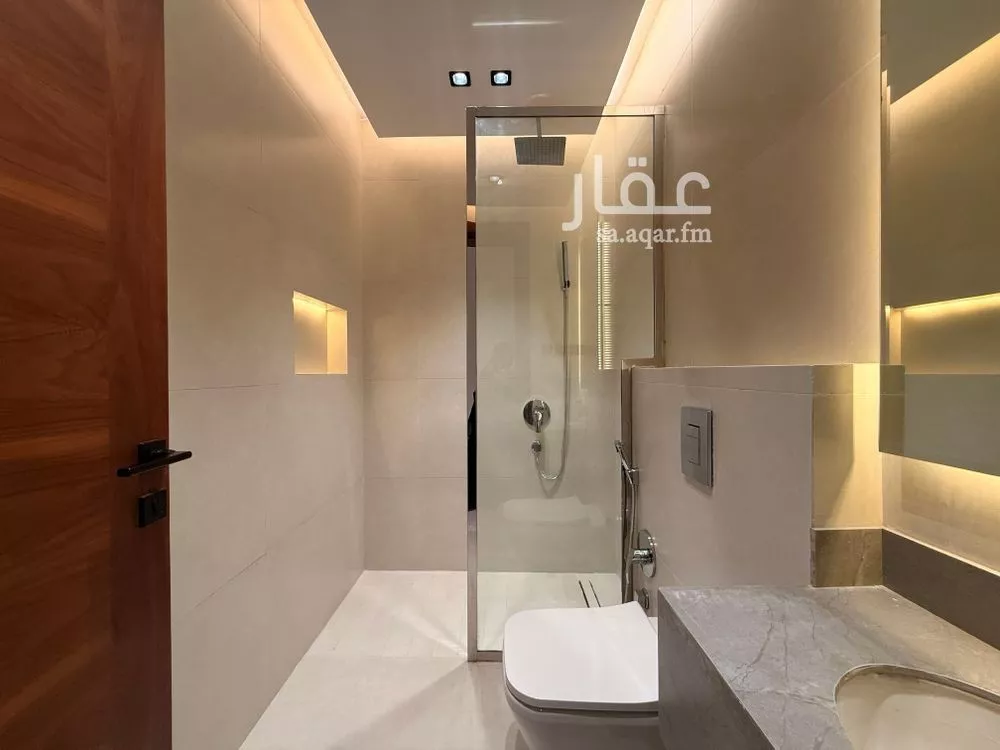 فيلا 3 غرف في الملقا 23