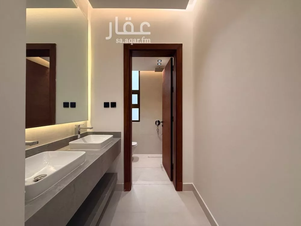 فيلا 3 غرف في الملقا 25