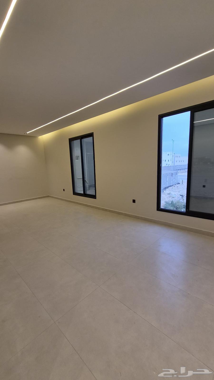 فيلا 9 غرف في العزيزية 9