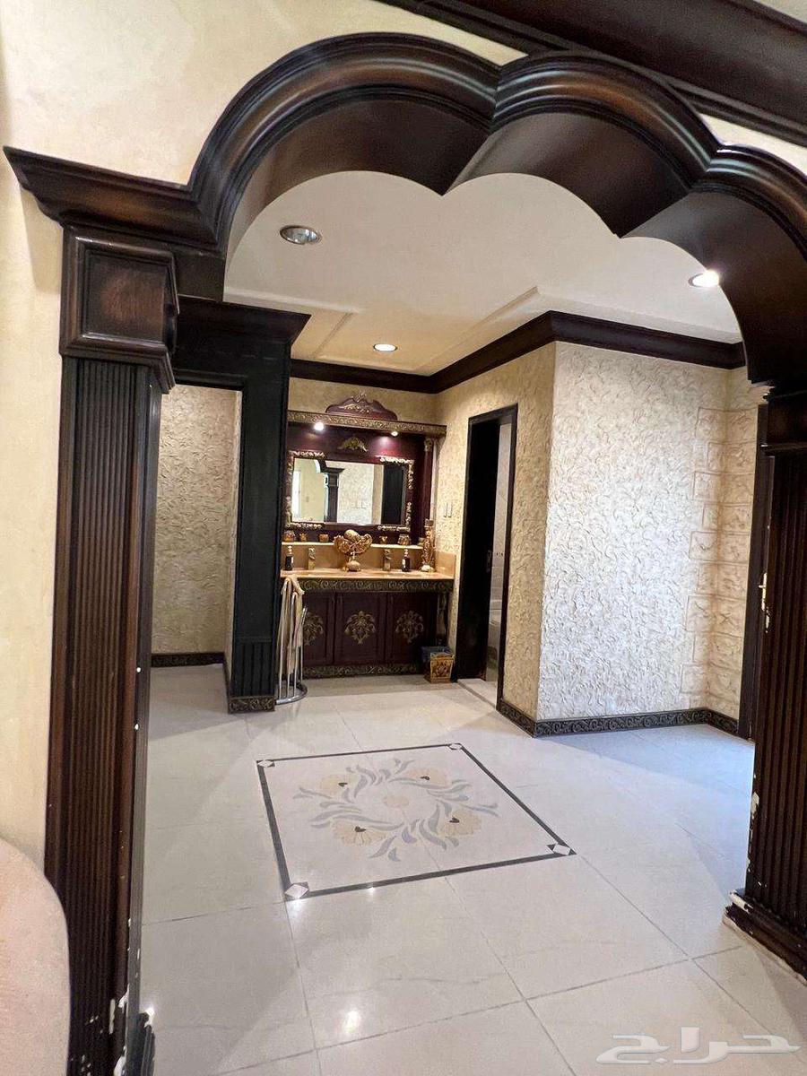 فيلا 9 غرف في الجامعة 13