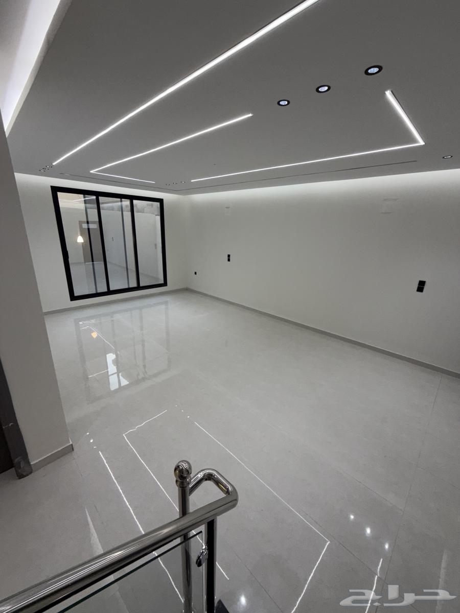 فيلا 9 غرف في احد 27