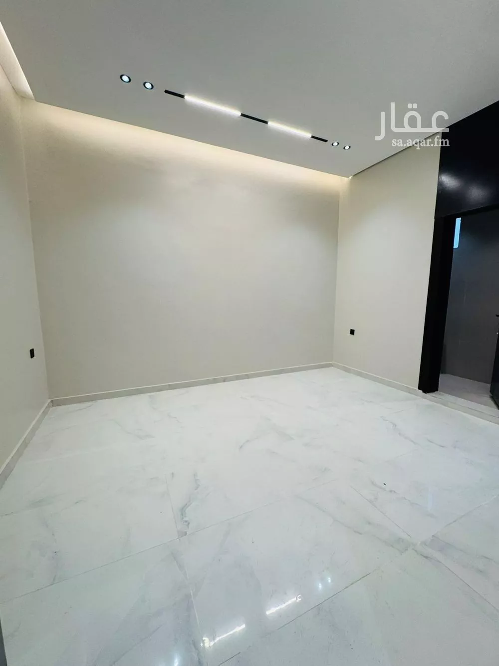 شقة 4 غرف في الجنادرية 5