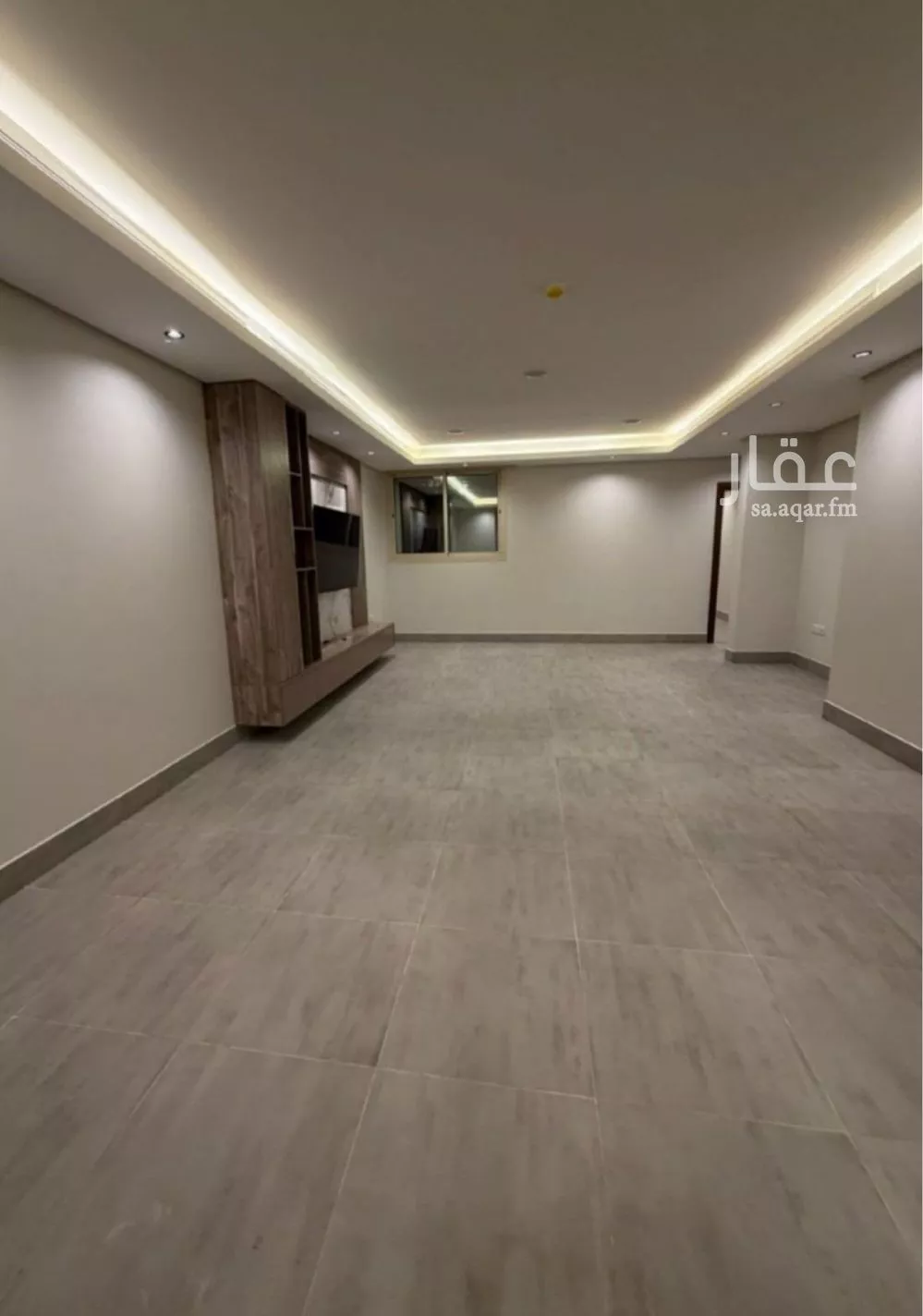 شقة 3 غرف في الملقا 4