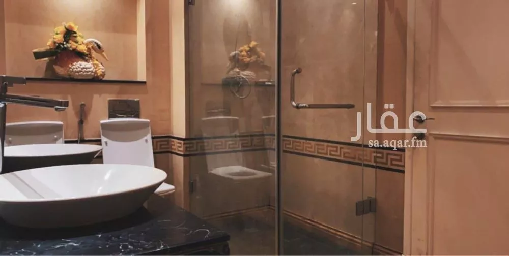 شقة 4 غرف في الشاطئ 2