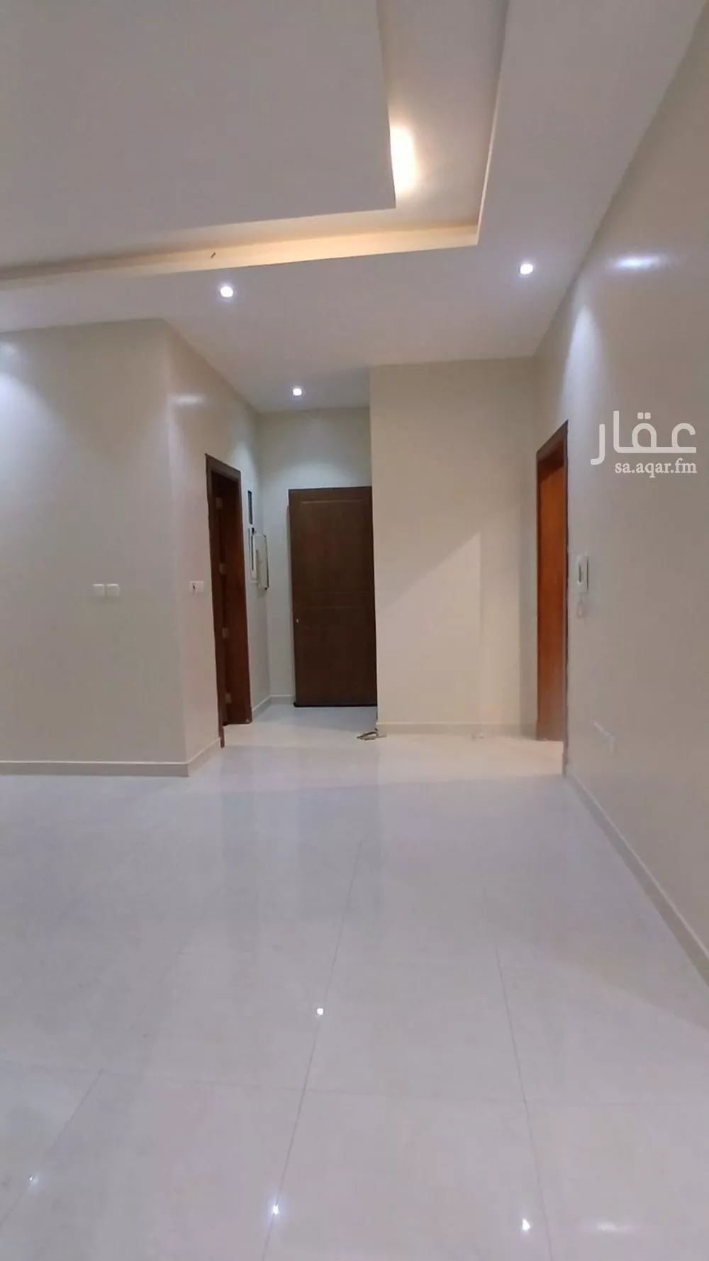 شقة 3 غرف في الخليج 2