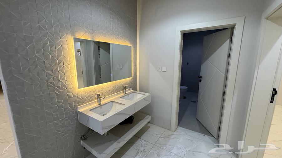 شقة 20 غرف في بطحاء قريش 10