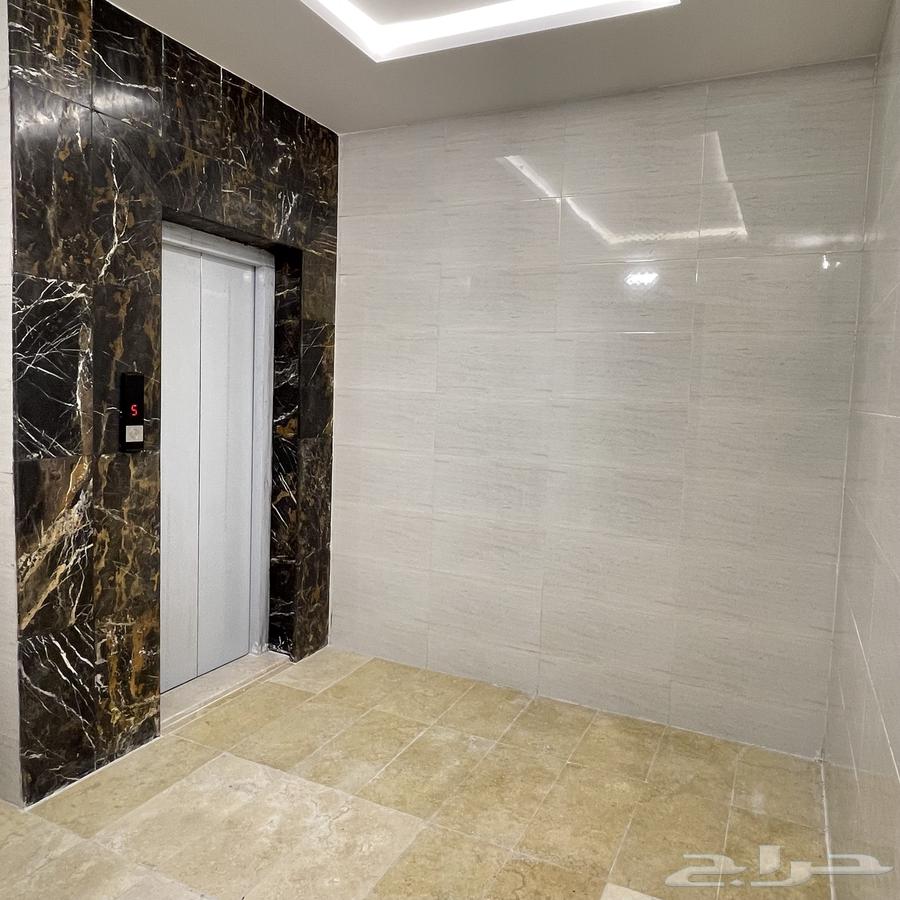 شقة 5 غرف في بطحاء قريش 3