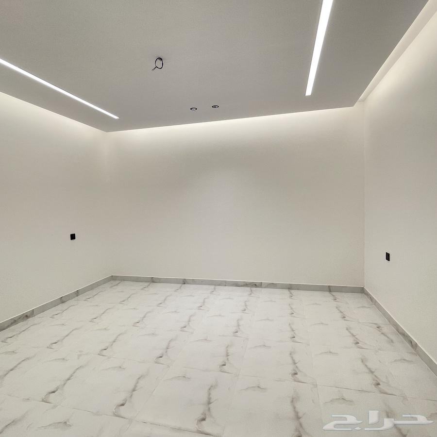 شقة 5 غرف في بطحاء قريش 6