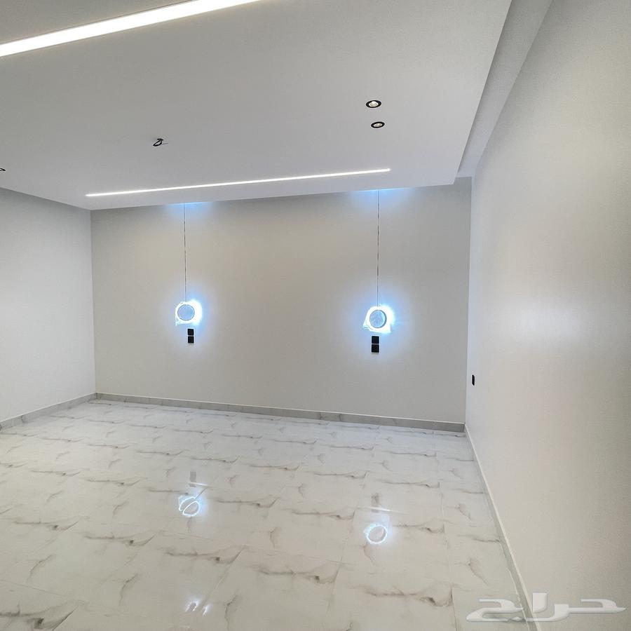 شقة 5 غرف في بطحاء قريش 8