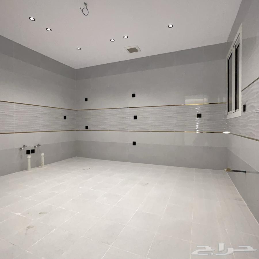 شقة 5 غرف في بطحاء قريش 10