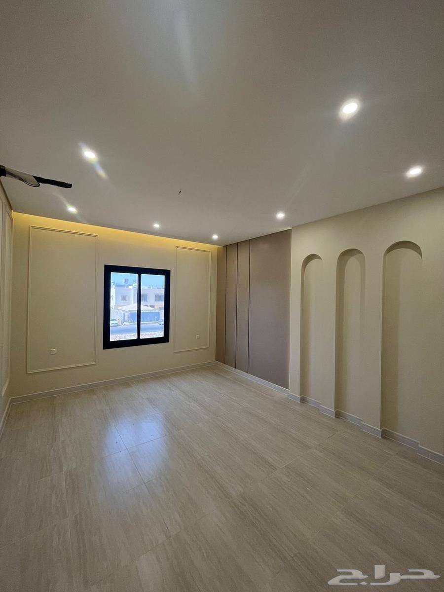 شقة 6 غرف في ولي العهد 11