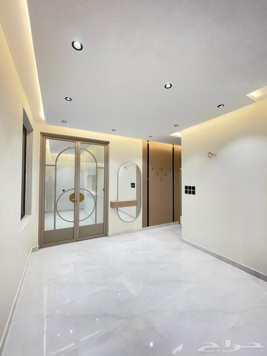 شقة 5 غرف في الملك فهد 7