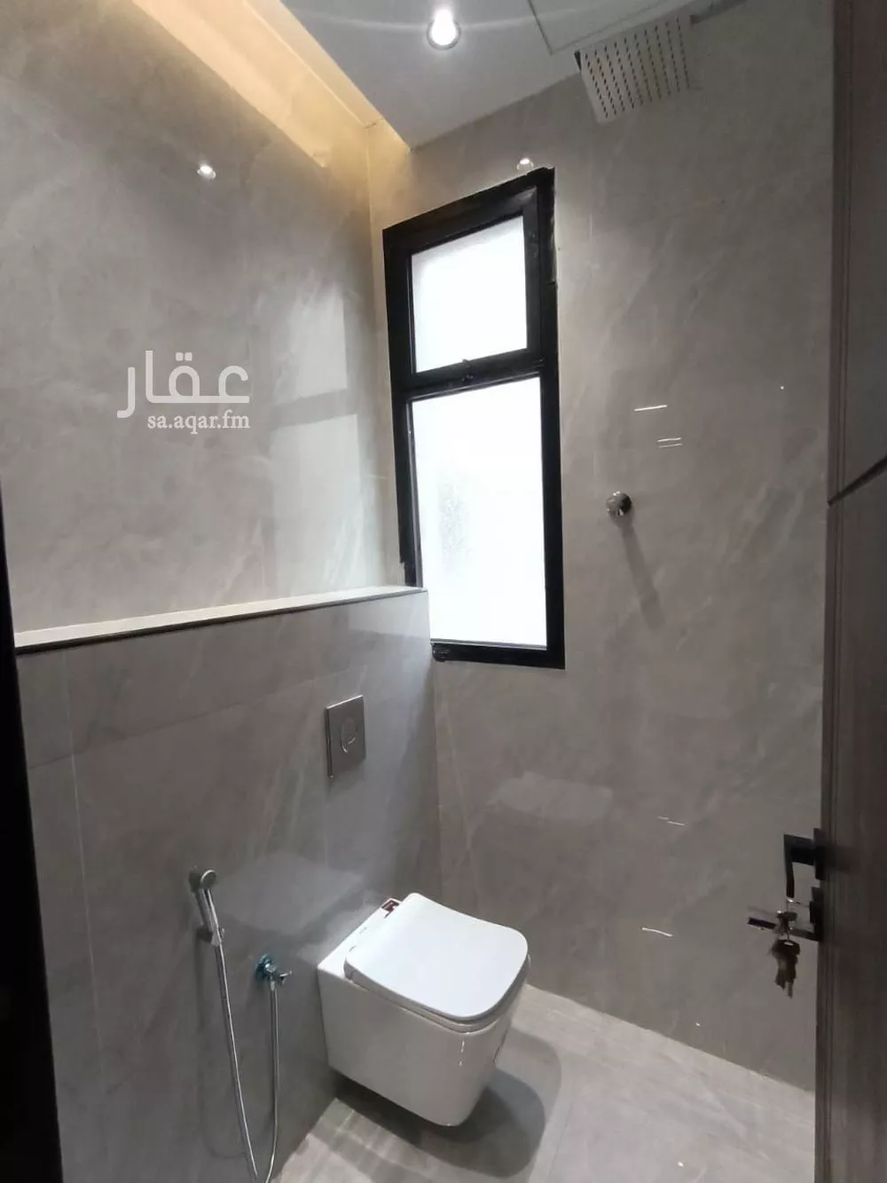 شقة 5 غرف في المونسية 8