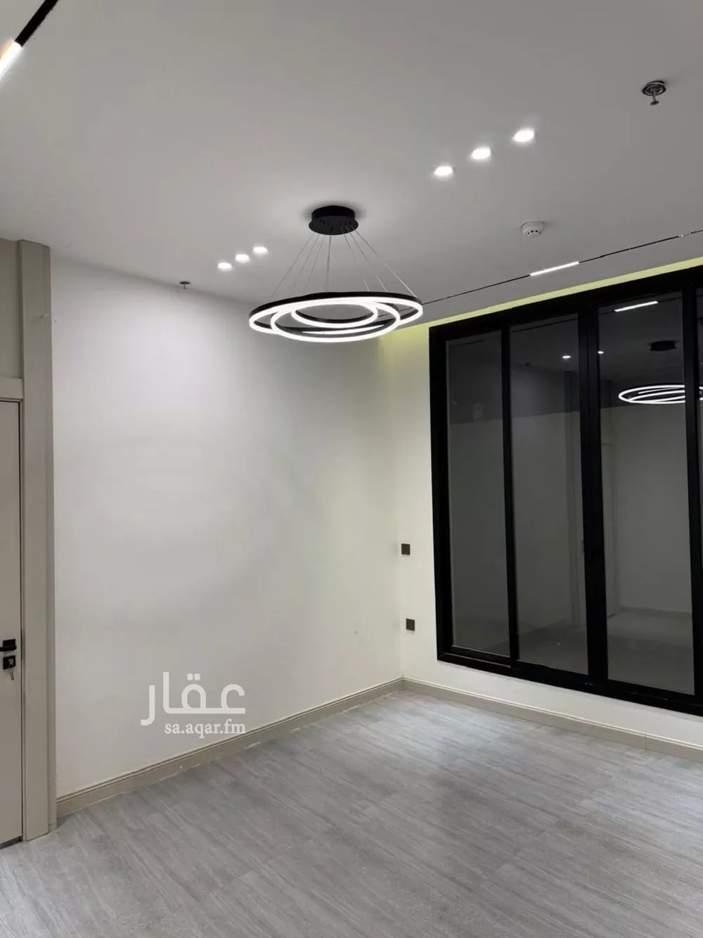 شقة 3 غرف في الرمال 6