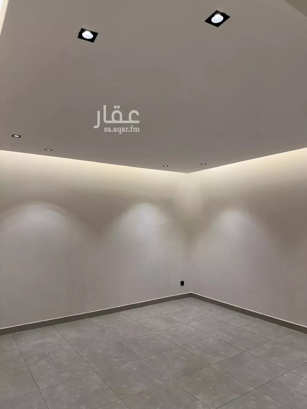 900 sqm building in Dhahrat Al Badiah 19