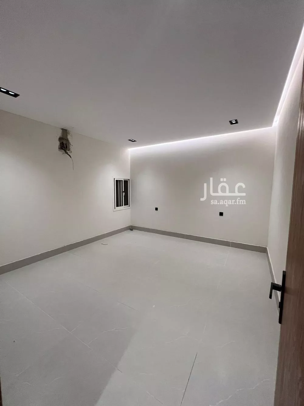 900 sqm building in Dhahrat Al Badiah 21