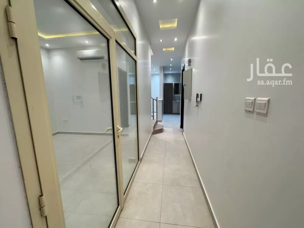 5 bedroom floor in Al Aridh 6
