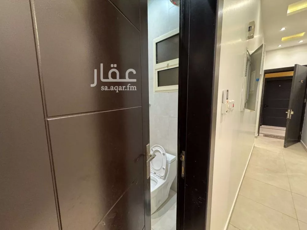 5 bedroom floor in Al Aridh 7