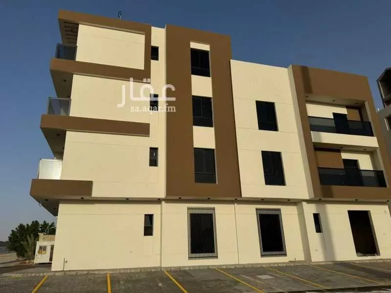 عمارة 1077 م² في الشرق 7