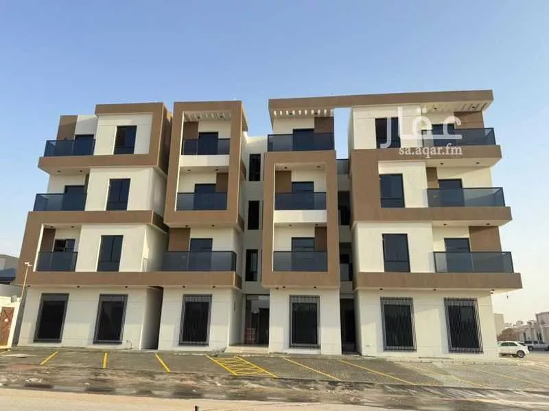 عمارة 1077 م² في الشرق 8
