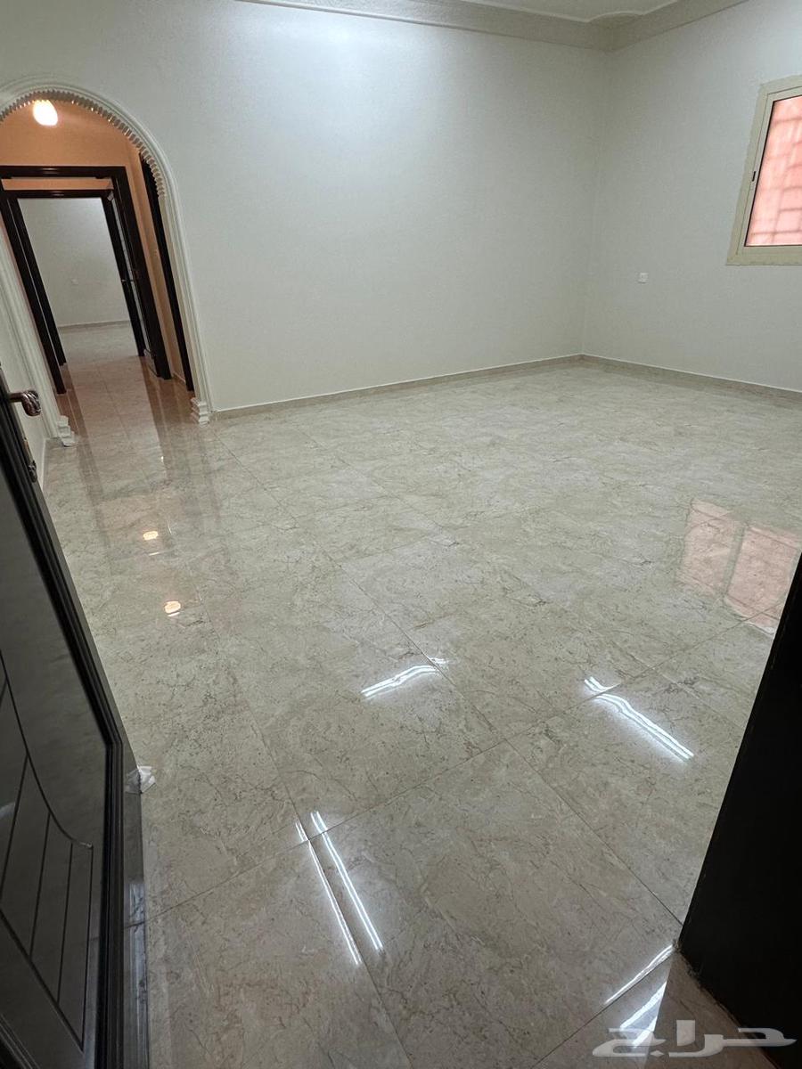 3 bedroom apartment in Al Salam 5