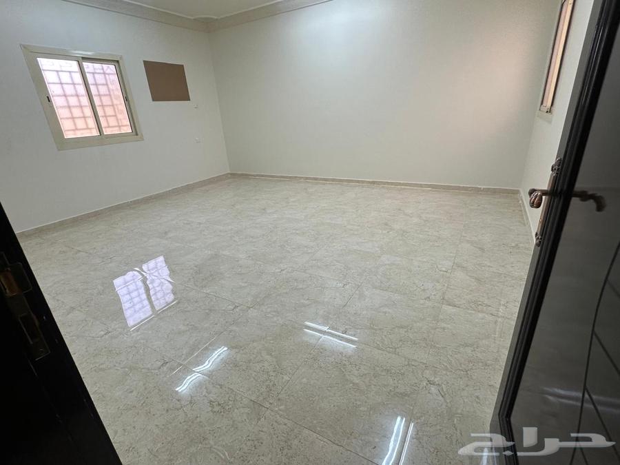 3 bedroom apartment in Al Salam 7