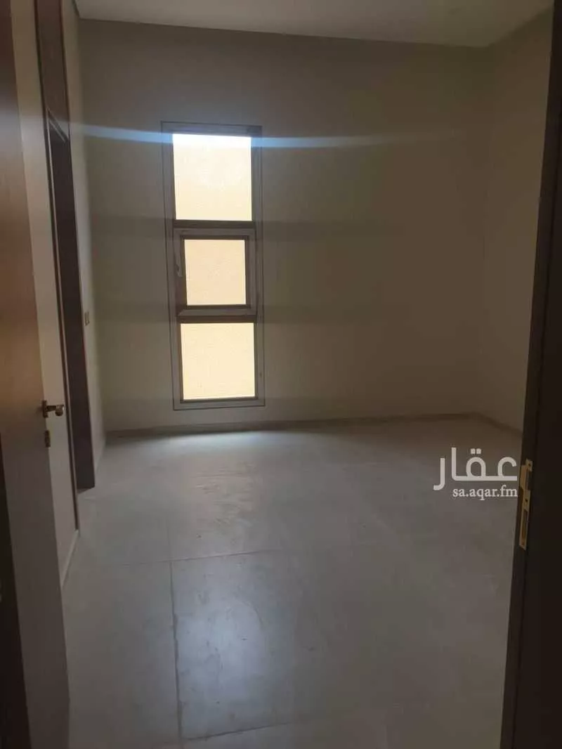 عمارة 875 م² في الخليج 11