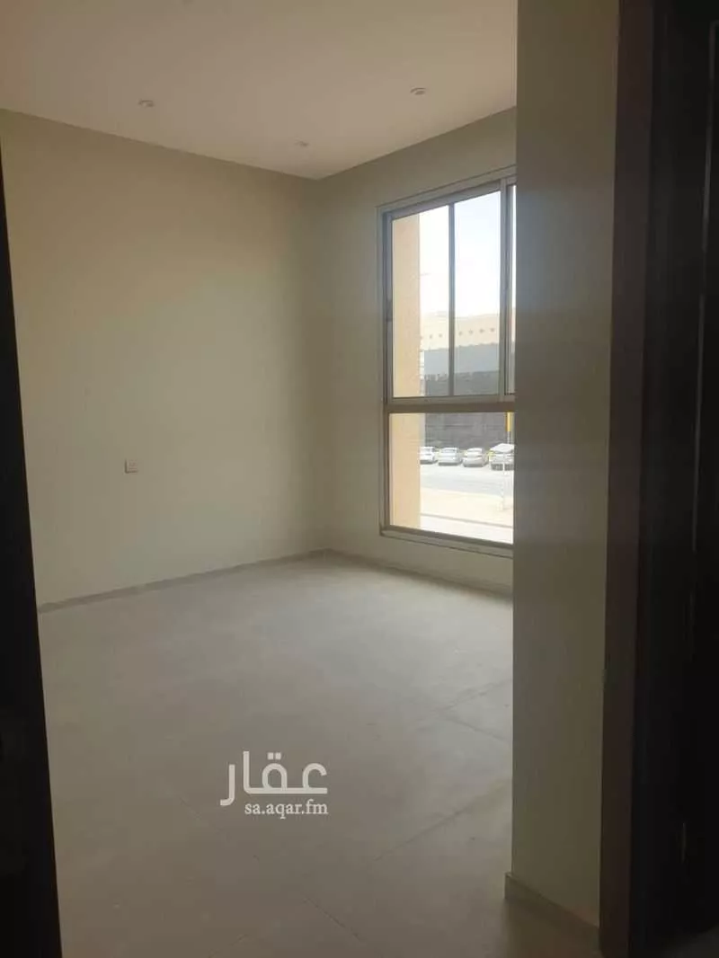 عمارة 875 م² في الخليج 13