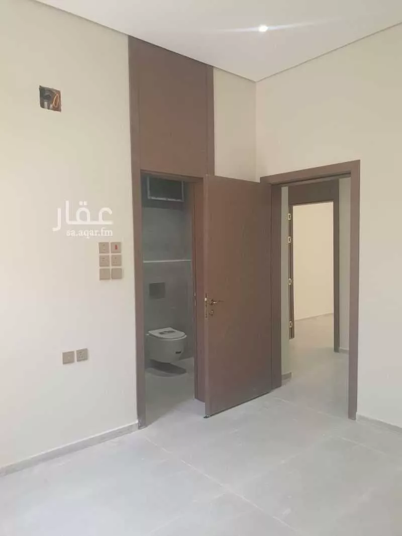 عمارة 875 م² في الخليج 26