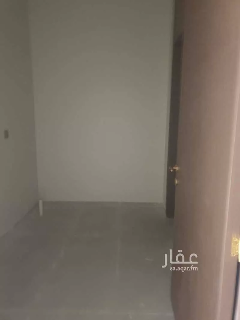 عمارة 875 م² في الخليج 28