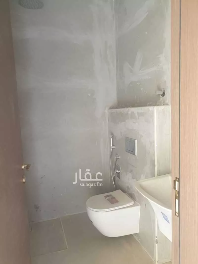 عمارة 875 م² في الخليج 4