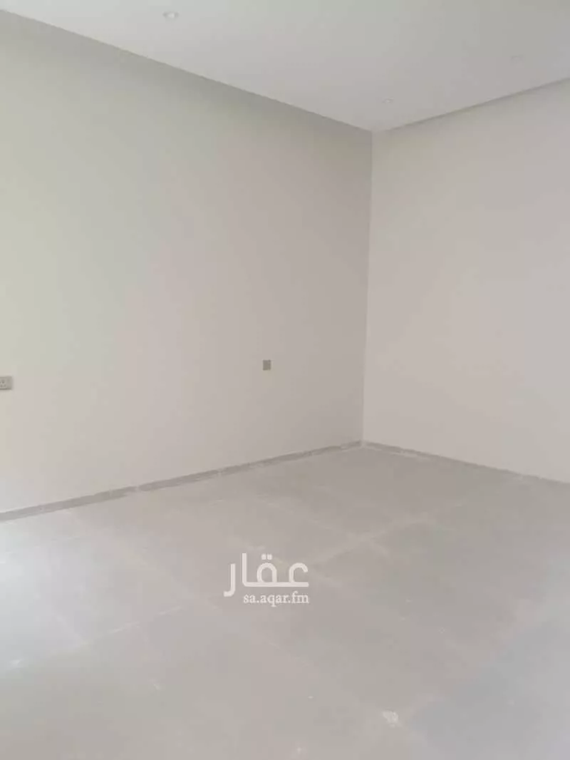 عمارة 875 م² في الخليج 7