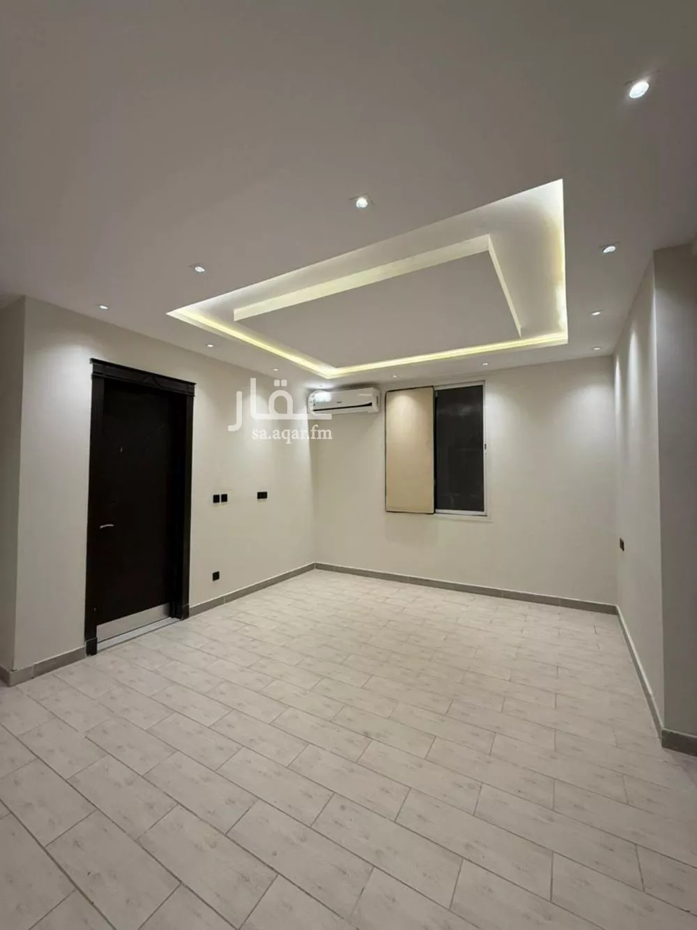 3 bedroom floor in Al Aridh 7