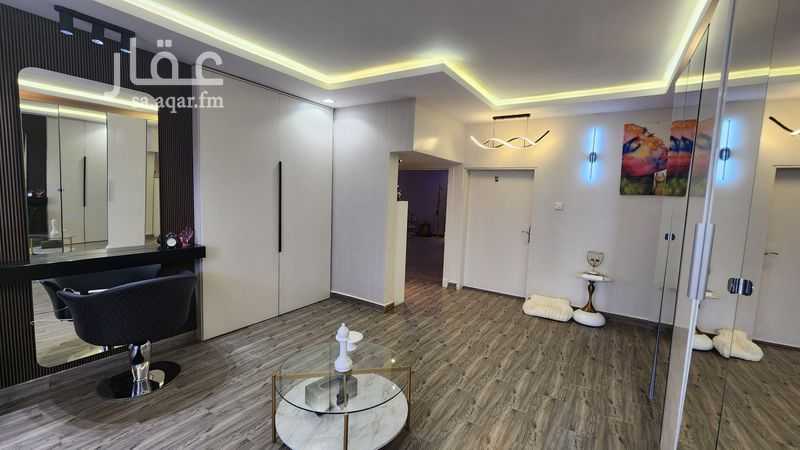 3 bedroom villa in Shubra, Riyadh 17
